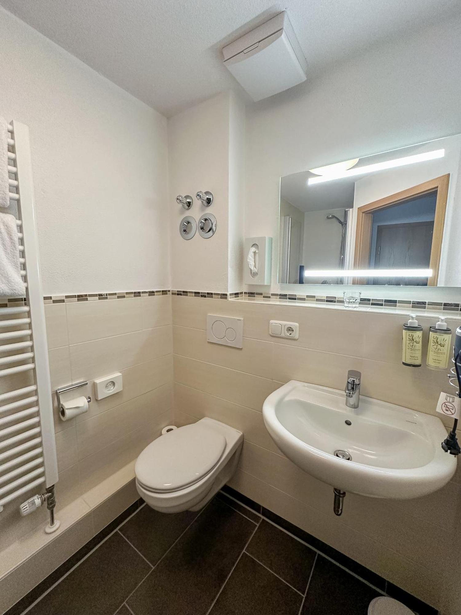 Hotel Gasthof Alter Wirt 파르한트 외부 사진