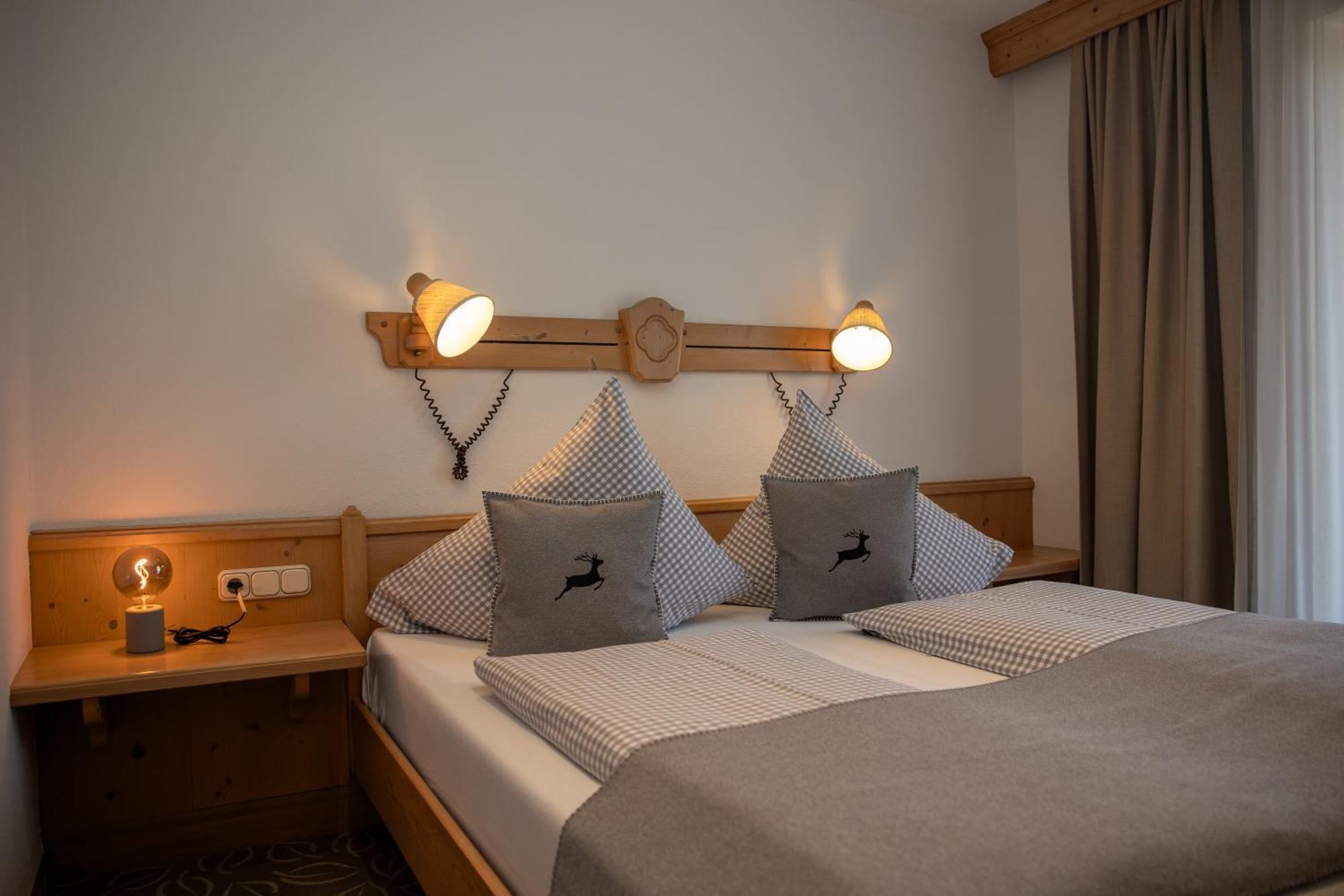 Hotel Gasthof Alter Wirt 파르한트 외부 사진